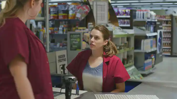 夜に忍び寄る影