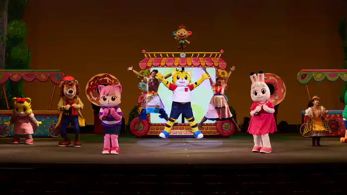 しまじろうコンサート しまじろうと わくわくドーナツフェスティバル