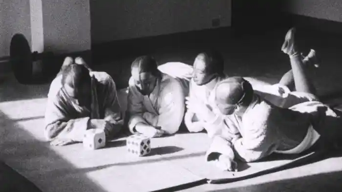 RETURN TO REASON/リターン・トゥ・リーズン