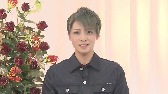 トップスター・ロングインタビュー「礼真琴の魅力に迫る」