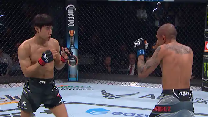 エドガル・チャイレス vs. 平良達郎