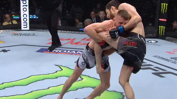 ティム・エリオット vs. タギル・ウランベコフ