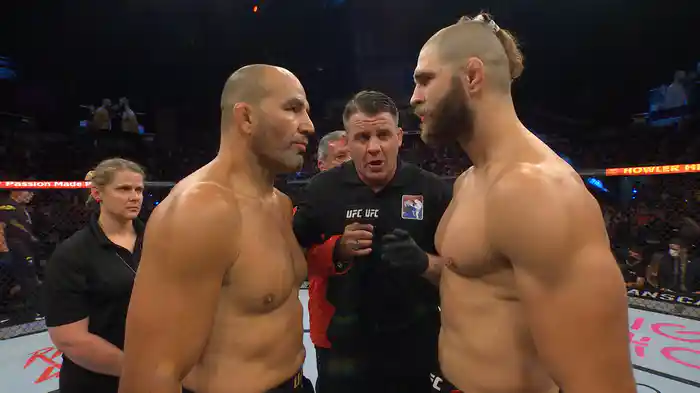 イジー・プロハースカ vs. グローバー・テイシェイラ