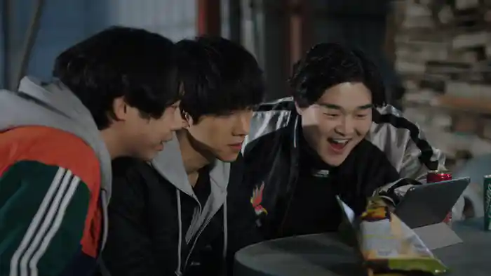 ナンバーワン~パシリの僕は彼女を守る~