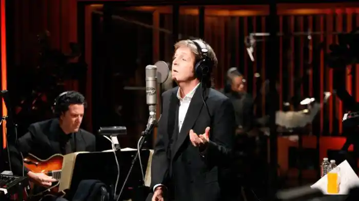 Paul McCartney - Live Kisses