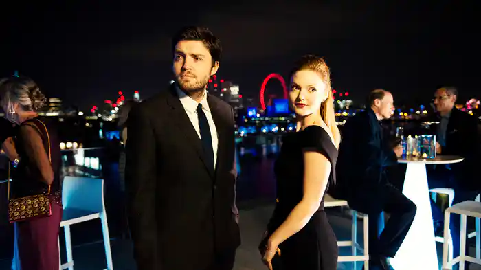 私立探偵ストライク / カイコの紡ぐ嘘