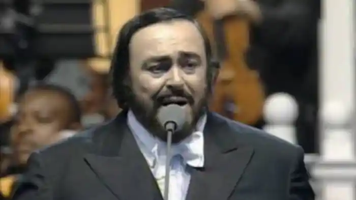 Luciano Pavarotti - The Duets
