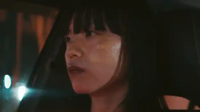 Colors Under the Streetlights