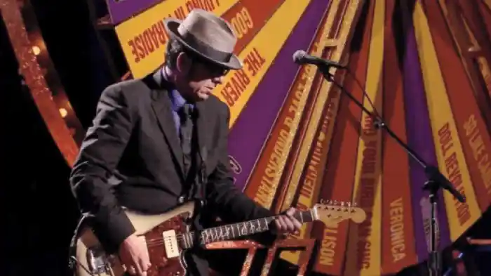 Elvis Costello & The Imposters - The Return Of The Spectacular Spinning Songbook