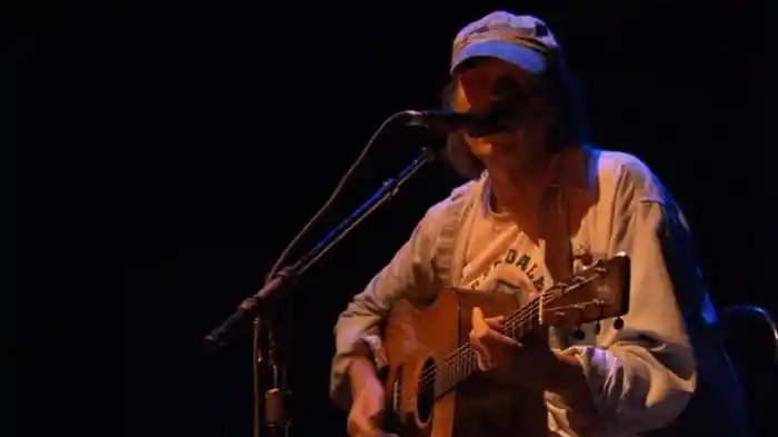 Neil Young & Crazy Horse - Return To Greendale