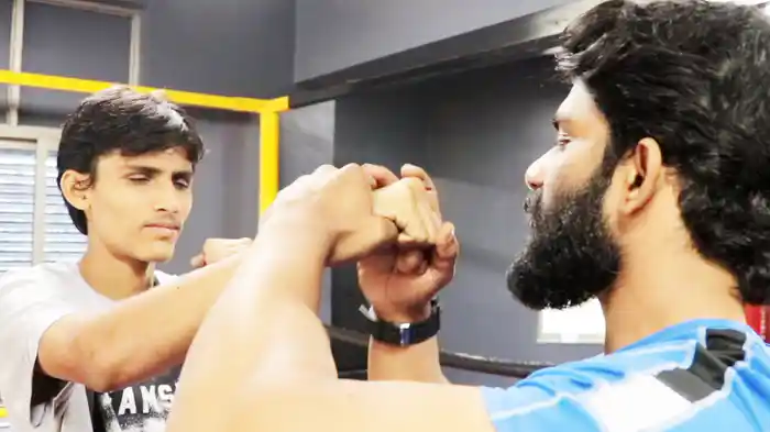 ブラインド・ヒーロー