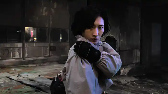 By 6 am 夜が明ける前に