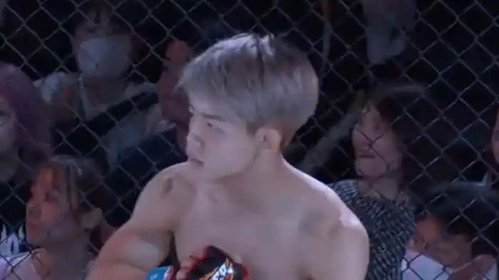 ヒロヤ vs. 安谷屋智弘【DEEP 113 IMPACT】