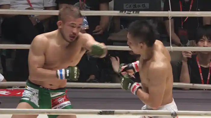 元谷友貴 vs. 扇久保博正【RIZIN.17】