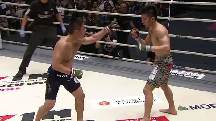 元谷友貴 vs. 堀口恭司【RIZIN 2017 in YOKOHAMA -SAKURA-】