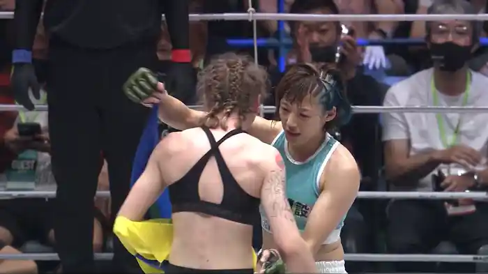 伊澤星花 vs. アナスタシア・スヴェッキスカ【超RIZIN / RIZIN.38】