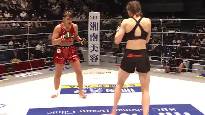 RENA vs. アナスタシア・スヴェッキスカ【RIZIN.37】