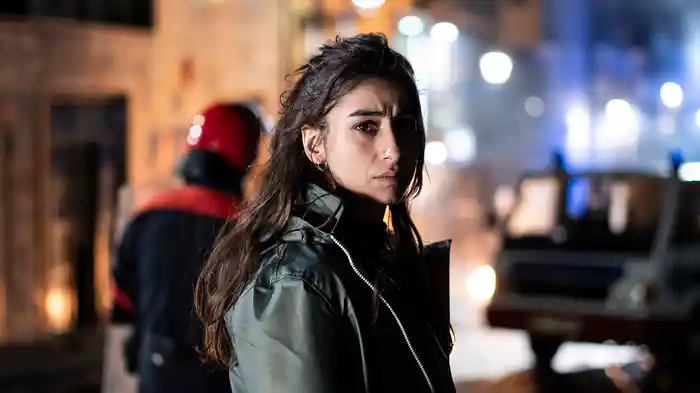 アンダーカバー　二つの顔を持つ女