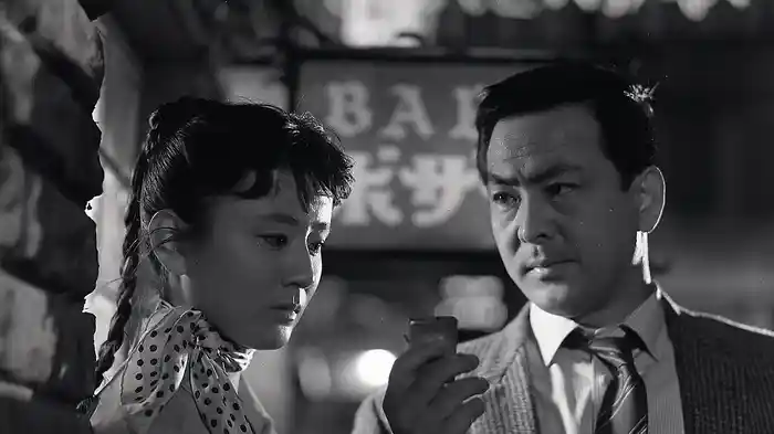 トップ屋取材帖　迫り来る危機