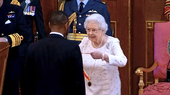 エリザベス 女王陛下の微笑み