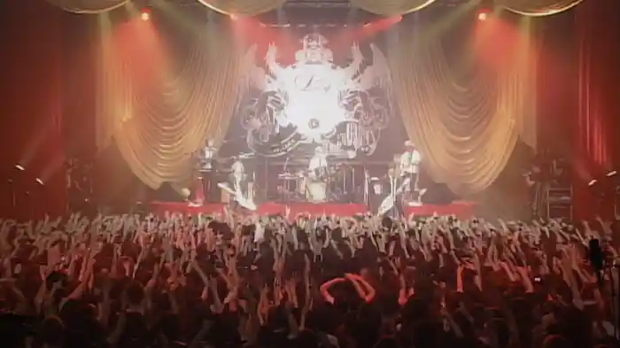 Drive the Lucy (Live at STUDIO COAST 2006/6/18)