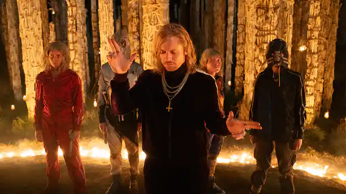 28年後... 白骨の神殿