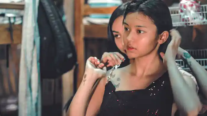 夜のつぼみ 淫らな目覚め