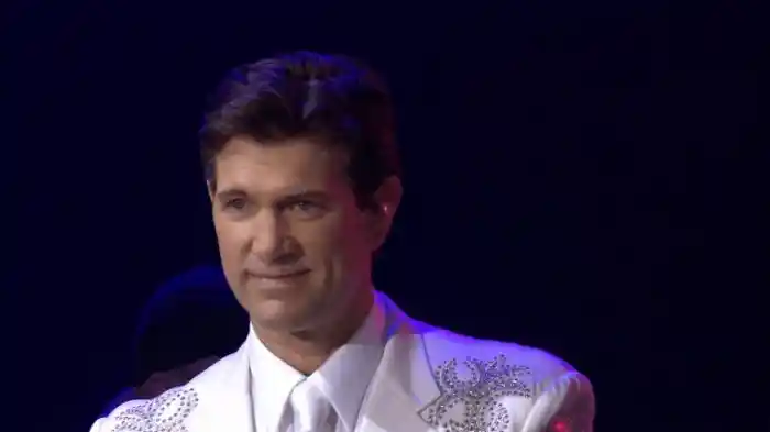 Chris Isaak - Christmas: A Soundstage Special Event