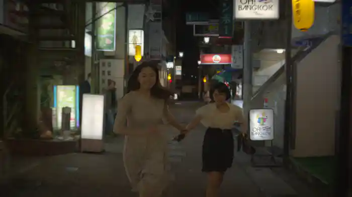 笑えない世界でも