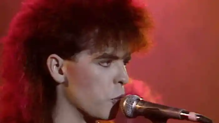 IQ - Live from London