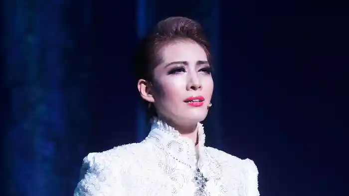 STAGE Pick Up from 『愛, Love Revue！』