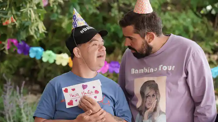 サムシング・エクストラ！　やさしい泥棒のゆかいな逃避行