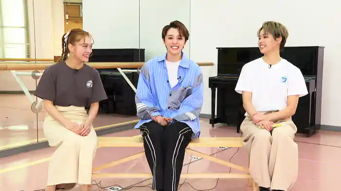 TAKARAZUKA NEWS Pick Up「星組トップスター 暁千星 突撃レポート」