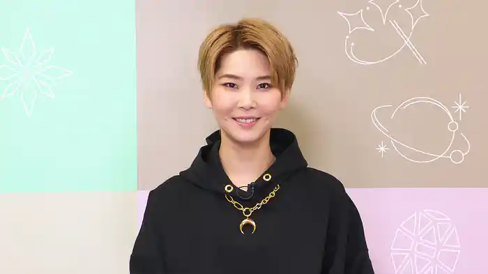 TAKARAZUKA NEWS Pick Up「スターQ&A 瑠風輝」