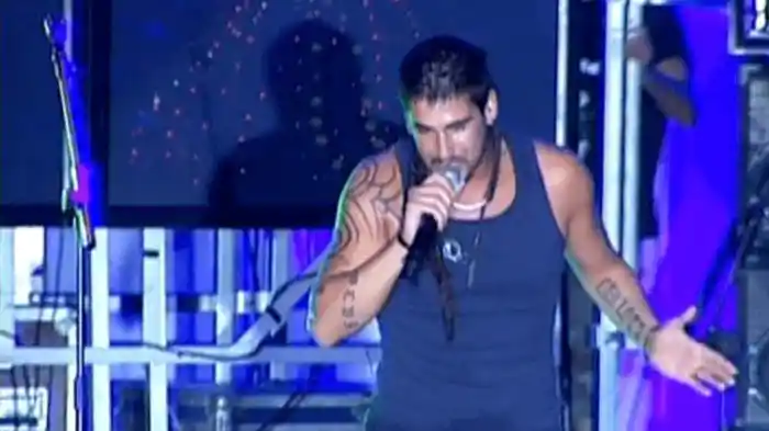 Melendi - Mientras No Cueste Mas Trabajo