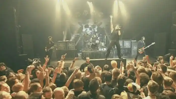 Papa Roach - Live And Murderous In Chicago