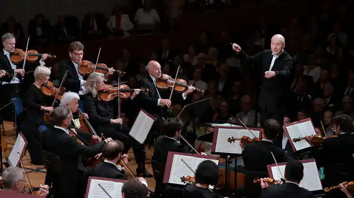ルツェルン音楽祭 2023:パーヴォ・ヤルヴィ & マリア・ジョアン・ピリス