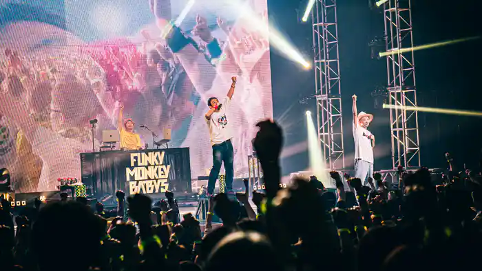 FUNKY MONKEY BΛBY'S 20th anniversary TOUR 〜そのまんま東へ西へ〜