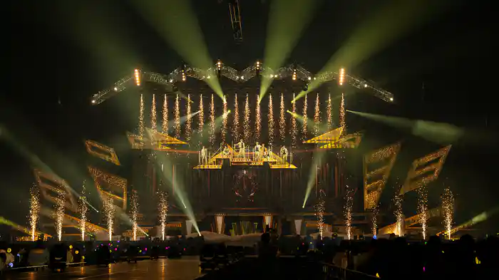Kis-My-Ft2 LIVE TOUR 2025 MAGFACT