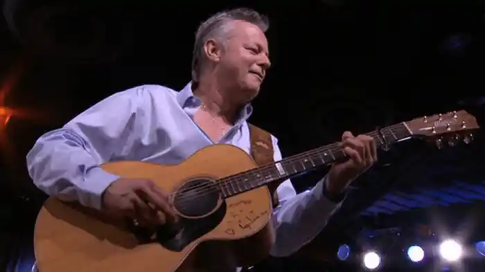 Tommy Emmanuel - Music Gone Public