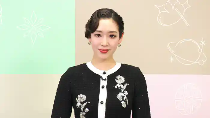 TAKARAZUKA NEWS Pick Up「スターQ&A 天紫珠李」